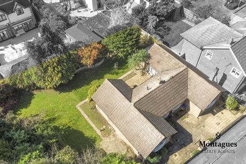 3 bedroom bungalow for sale, The Plain, Epping, CM16