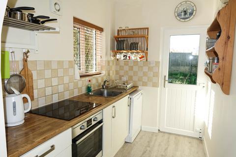 3 bedroom semi-detached house for sale - Felpham Beach Estate