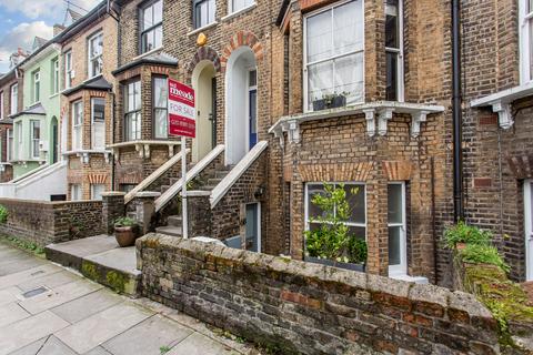 6b Tredegar Road, London, E3 2EH