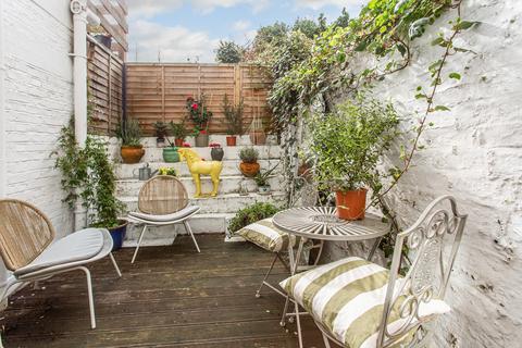 6b Tredegar Road, London, E3 2EH