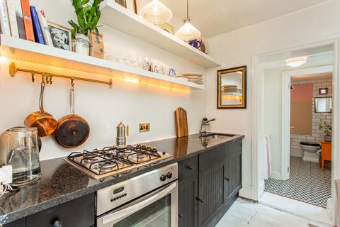6b Tredegar Road, London, E3 2EH