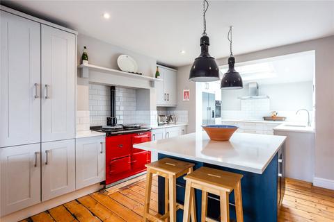 8 Belgrave Crescent, Bath, BA1 5JU
