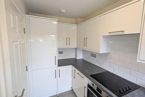 2 bedroom semi-detached house to rent, Mill Lane, North Hykeham, LN6