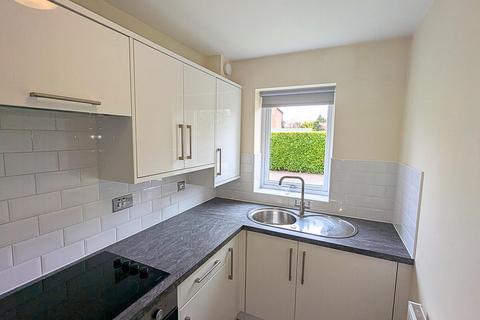 2 bedroom semi-detached house to rent, Mill Lane, North Hykeham, LN6