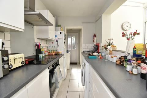 4 bedroom terraced house to rent, Henley Road, Norwich, NR2
