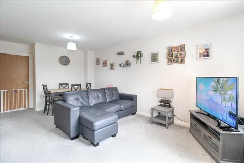 15 Fairey Way, Burton Latimer, Kettering, NN15 5GF