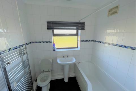 120 Allott Crescent, Jump, Barnsley, S74 0LD