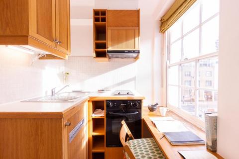 Studio to rent, North Gower Street, Euston, London, NW1