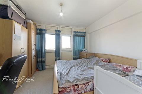 2 bedroom flat for sale, Globe Road, London E1