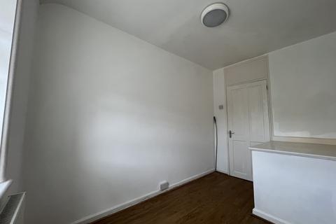 61 Widecombe Road, London, SE9 4HH