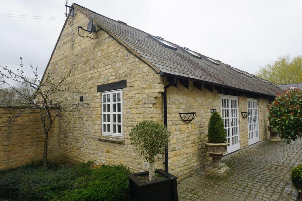 WYMINGTON ROAD, PODINGTON 1 bed barn conversion £1,000 pcm (£231 pw)