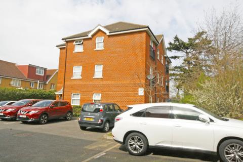 15 Piper Way, Ilford, IG1 4DA