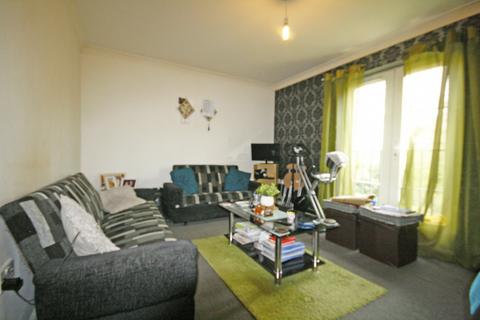 15 Piper Way, Ilford, IG1 4DA