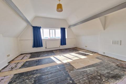 1 bedroom flat for sale, Flat at St Mary’s, Granville Avenue, Newport
