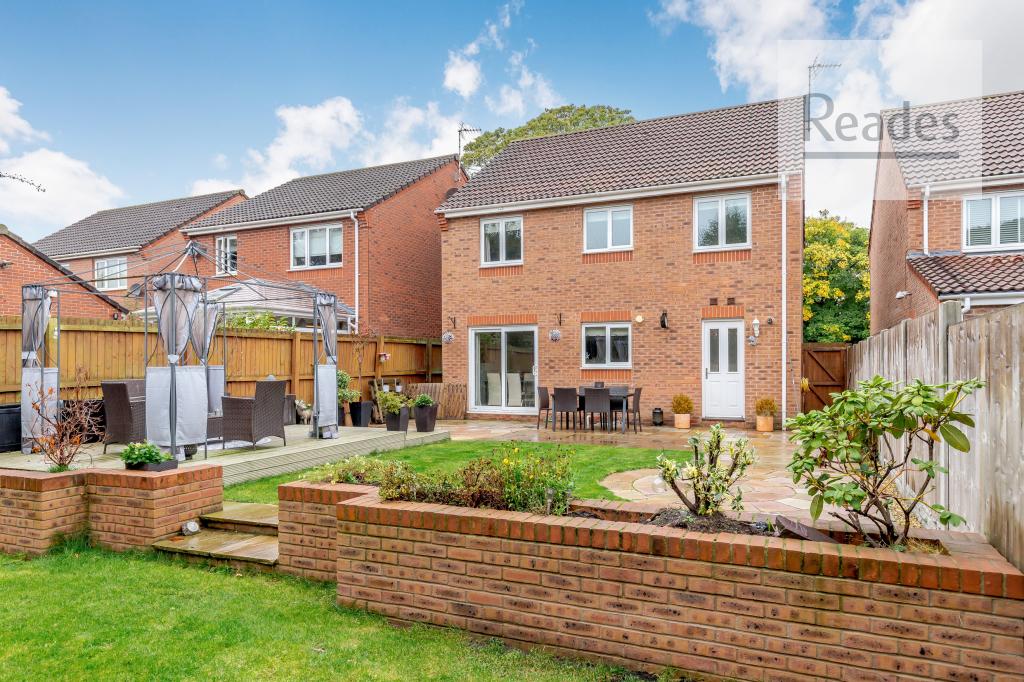 Maes Pinwydd, Ewloe CH5 3 4 bed detached house for sale £325,000