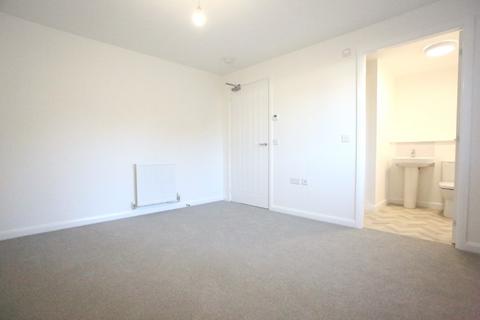 2 bedroom flat to rent, Pringle Street, Craigmillar, Edinburgh, EH16