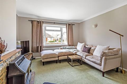 15 Hillside Gardens, Brockham, Betchworth, RH3 7ER
