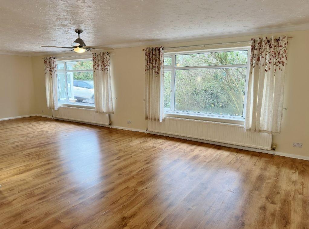 Mildenhall Road, Fordham, Ely 4 bed detached house £1,600 pcm (£369 pw)
