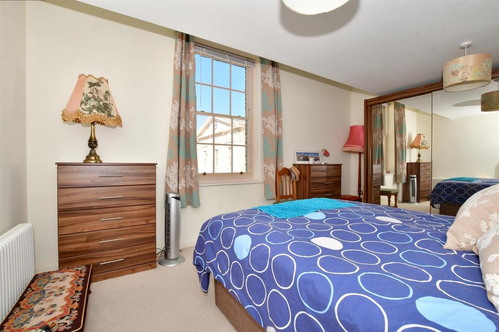 Canterbury Road, Westbrook, Margate, Kent 2 bed apartment for sale £