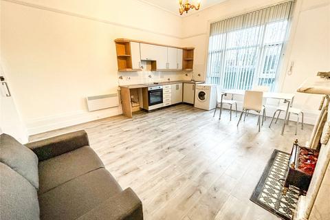 2 bedroom flat to rent, Portland Crescent, Manchester, Greater Manchester, M13