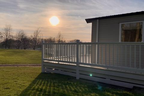 2 bedroom static caravan for sale, Springwood Holiday Park