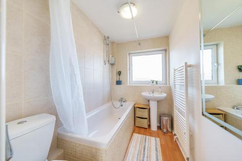 37b Sylvan Road, London, SE19 2RU