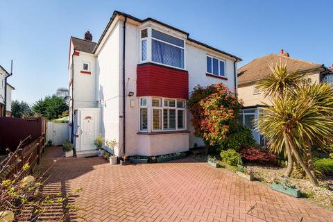 19a Lake Avenue, Bromley, BR1 4EN