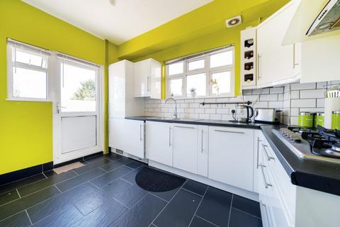 19a Lake Avenue, Bromley, BR1 4EN