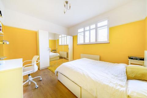 19a Lake Avenue, Bromley, BR1 4EN