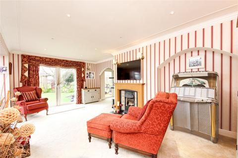 18 Cokeham Road, Sompting, Lancing, BN15 0AA