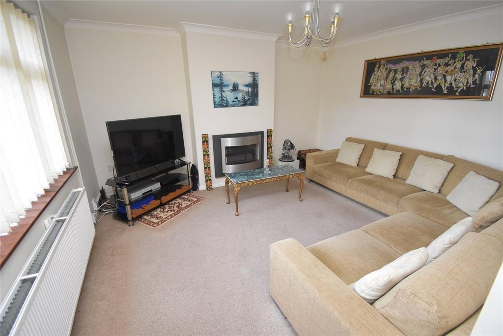 Sawtry Close, Luton, Bedfordshire, LU3 5 bed semidetached house £480,000