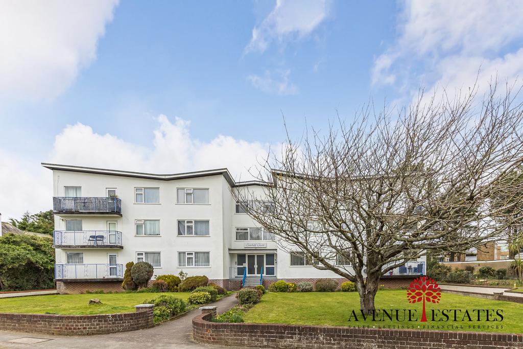 Clifton Road, Bournemouth BH6 2 bed apartment £240,000