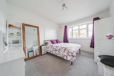 Flat 12, Bridge Court Bath Road, Taplow, Maidenhead, SL6 0AS