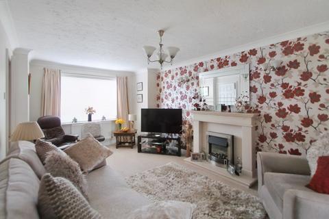 4 bedroom detached house for sale, Lodge Road, Fleckney, Leicester, LE8
