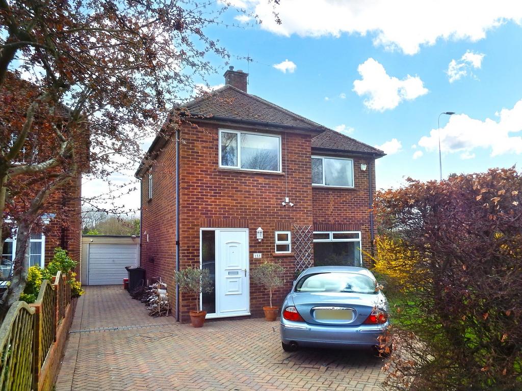 Fairview Road, Stevenage, Hertfordshire, SG1 3 bed detached house for