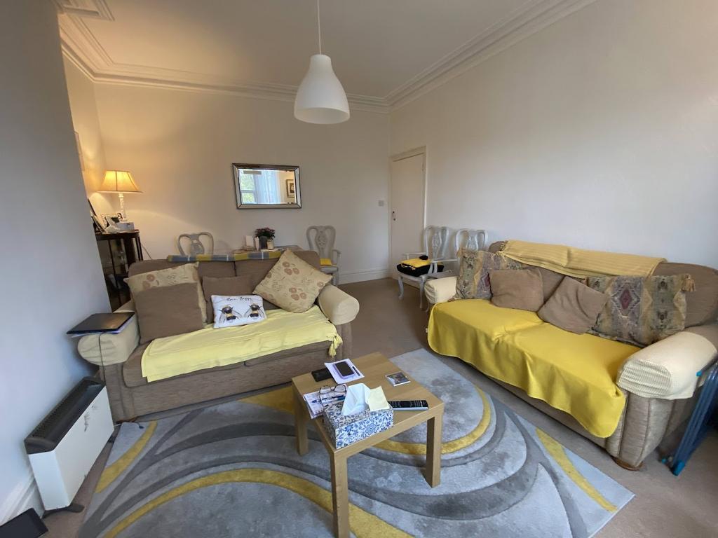Youngs Park Road, Paignton TQ4 2 bed apartment £895 pcm (£207 pw)
