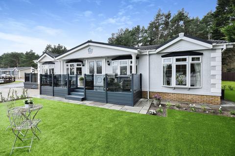 2 bedroom park home for sale - Silver Mists Park, St Leonards, Dorset, BH24
