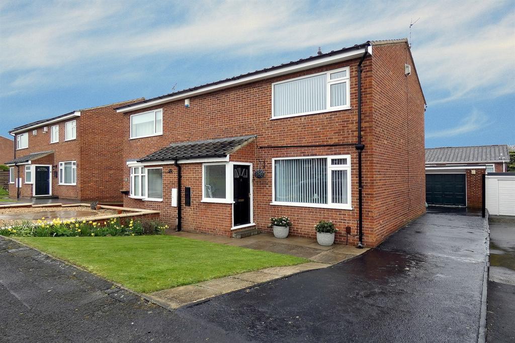 Seaham Close, Norton, StocktonOnTees, TS20 2 bed semidetached house for sale £140,000