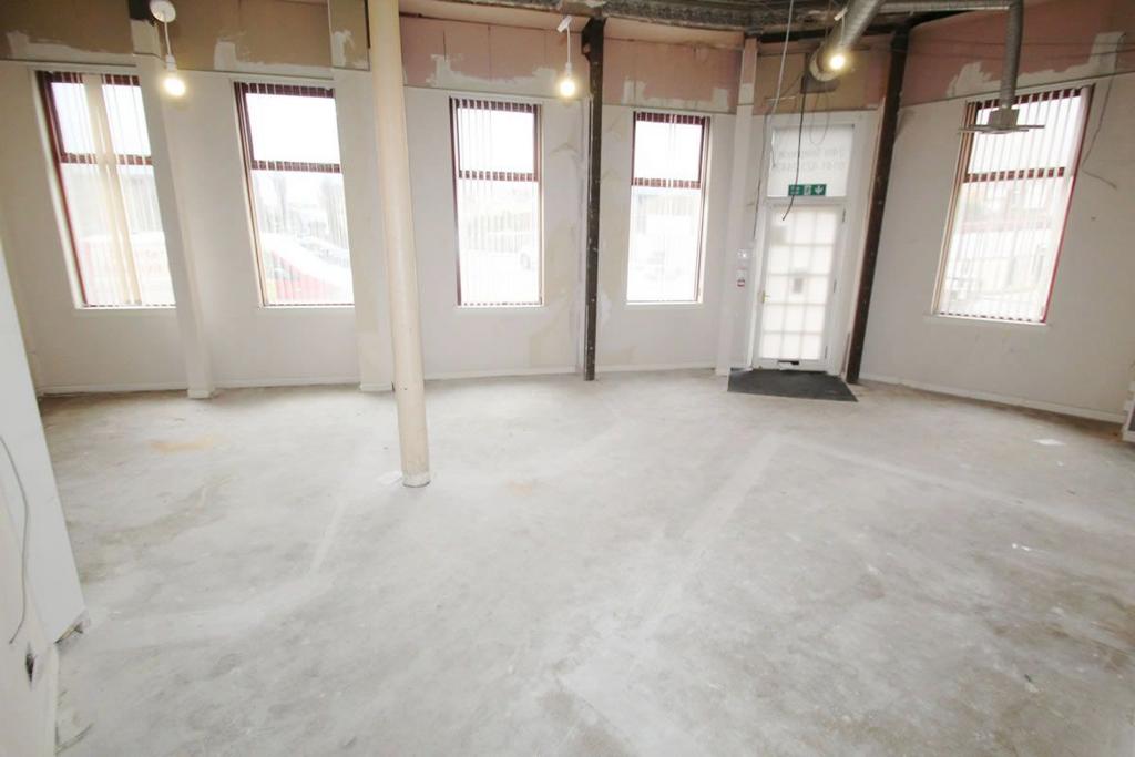 Cathcart Road, Retail Investment... Shop £60,000