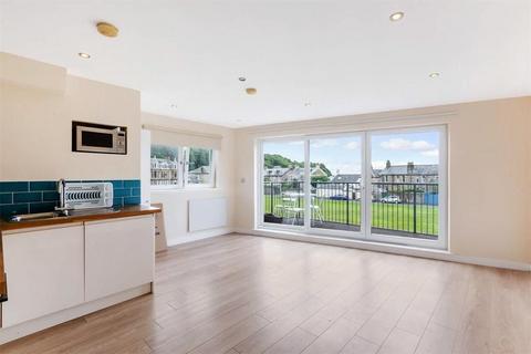 4 Ninian Street, Millport, Isle Of Cumbrae, KA28 0EB