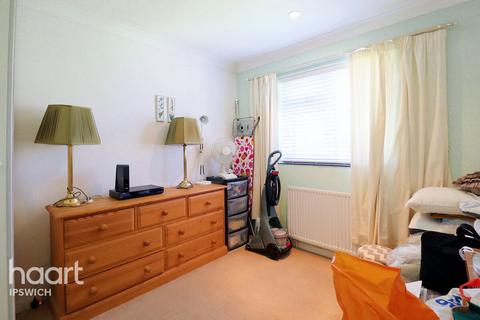 87 Sandpiper Road, Ipswich, IP2 9HT