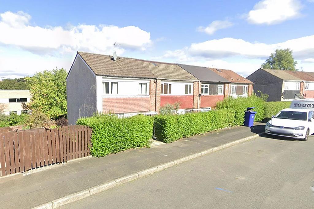 Affric Drive, Paisley PA2 3 bed terraced house £114,000