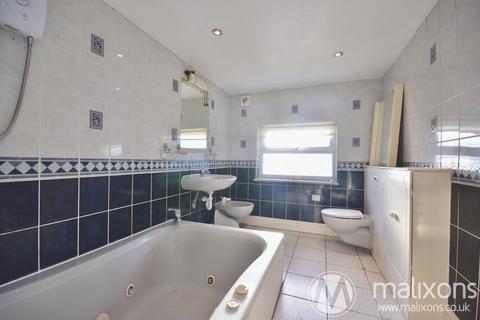 165 Queens Road, Croydon, CR0 2PX