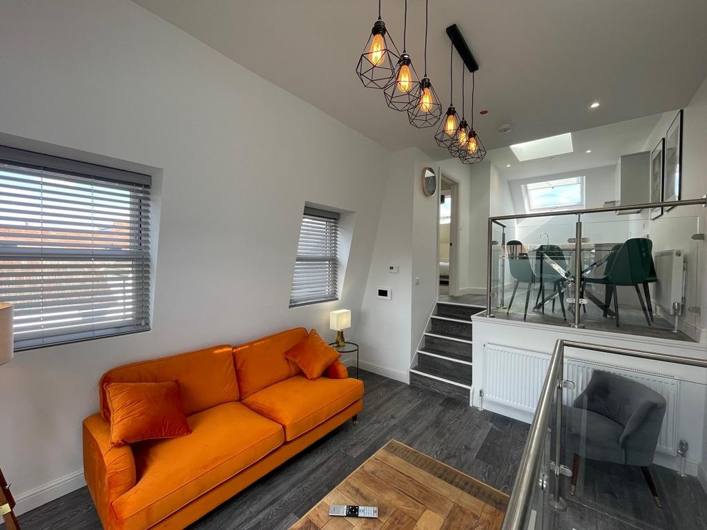 Bickley Street, London SW17 1 bed flat £424,995