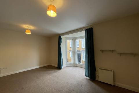 1 bedroom flat to rent - Market Street, Haverfordwest, Pembrokeshire, SA61
