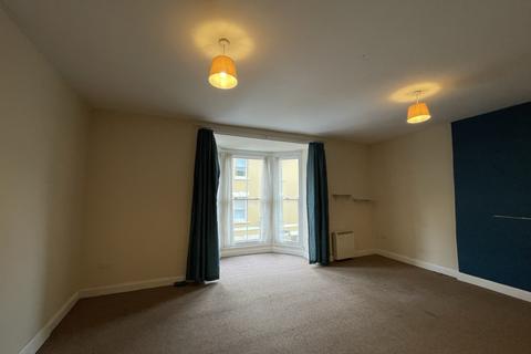1 bedroom flat to rent, Market Street, Haverfordwest, Pembrokeshire, SA61