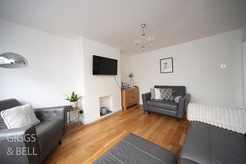 2 Fermor Crescent, Luton, LU2 9HT