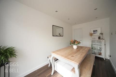 2 Fermor Crescent, Luton, LU2 9HT