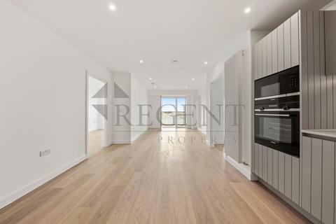 2 bedroom apartment to rent, Galleria House, Western Gateway, E16