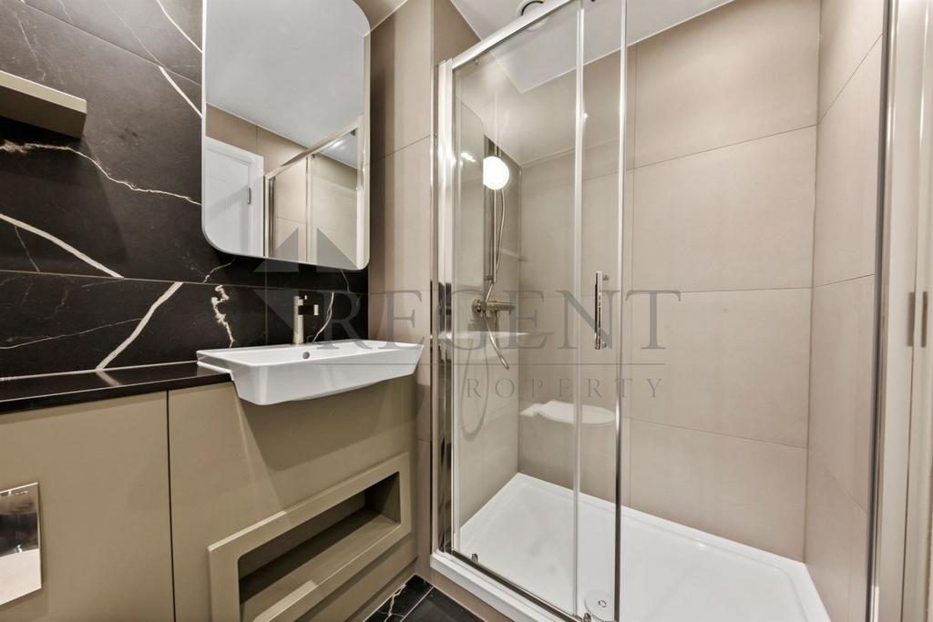 En-suite 1